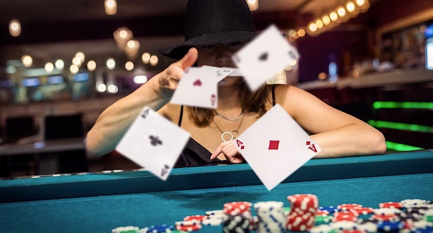 Wie ein ZnakiFm-Experte vom Pokerspiel zum Online-Casino kam